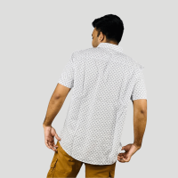 Stunner Mart's Exported Elegance: Exclusive White Printed Cotton Shirt