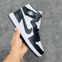 AJ1 Shadow