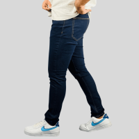 Chic Comfort: Elevate Your Style with Slim Fit Denim Elegance